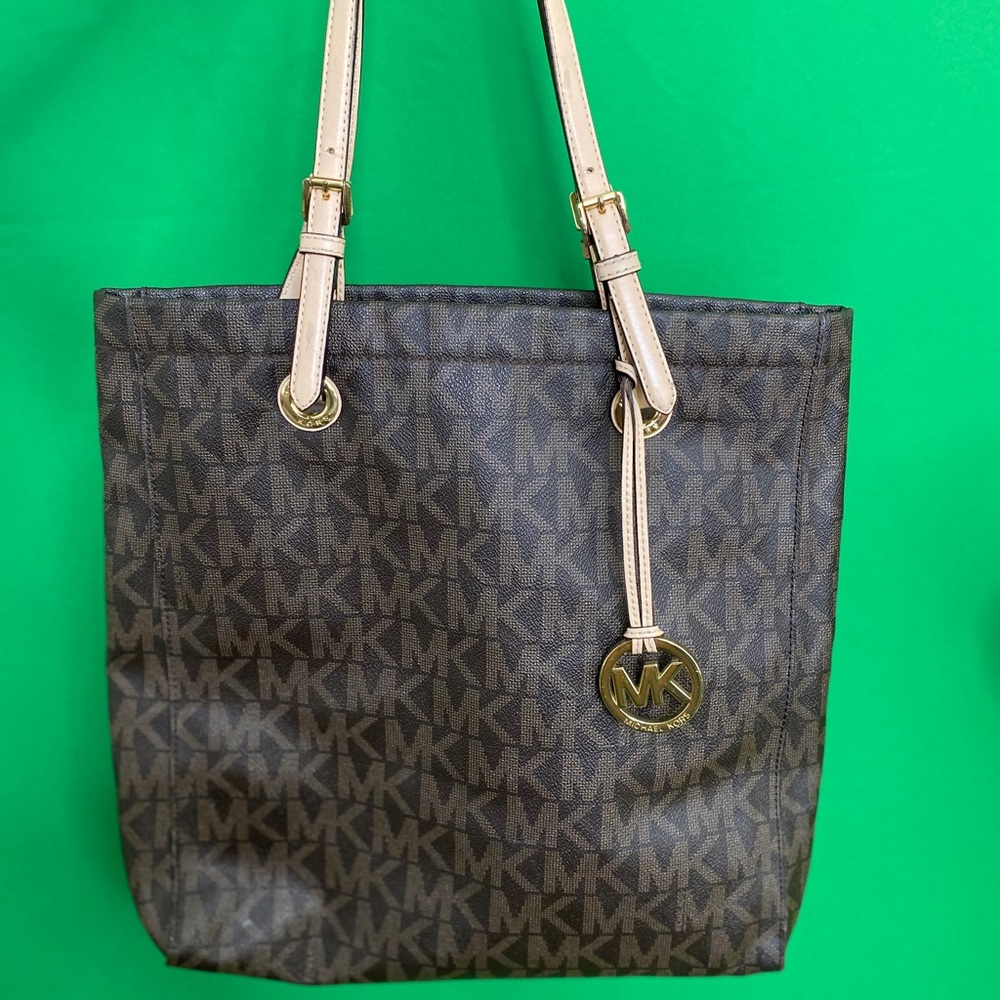 Michael Kors Totebage